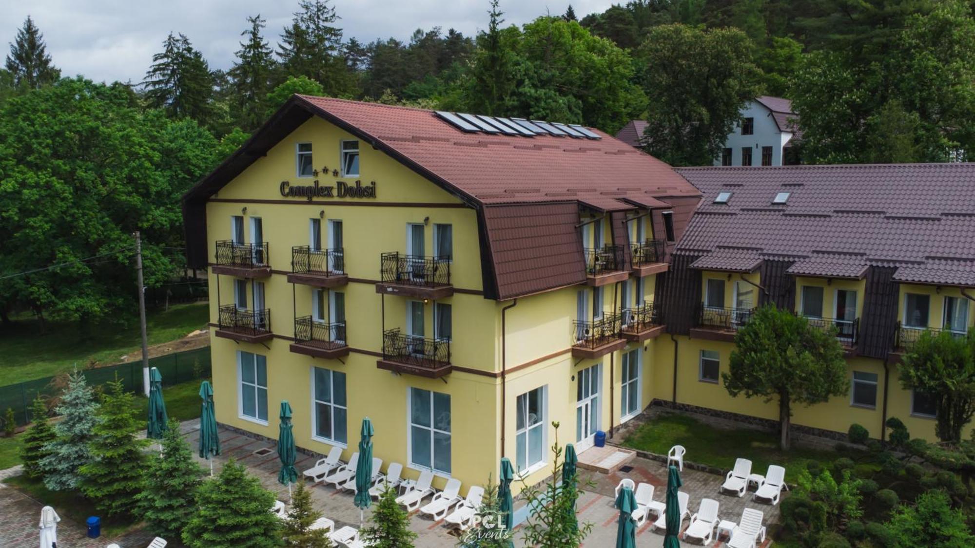 Hotel Dobsi Bazna Exterior foto