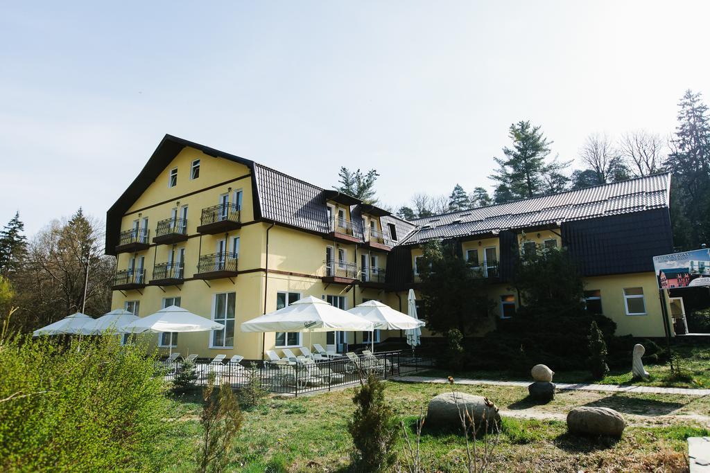 Hotel Dobsi Bazna Exterior foto